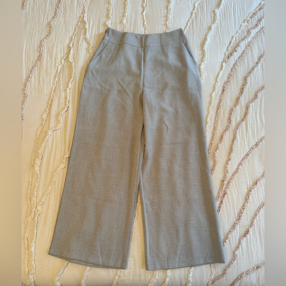 🆕 NWT MISSGUIDED Wide Leg Side-Zip Cropped Trouser • Gray • XS - Picture 6 of 16